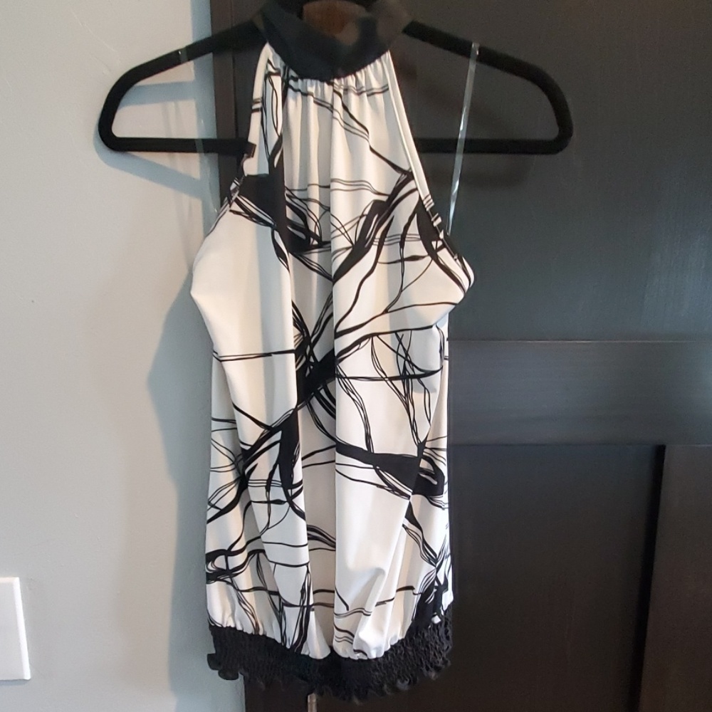 Halter top - Picture 2 of 3